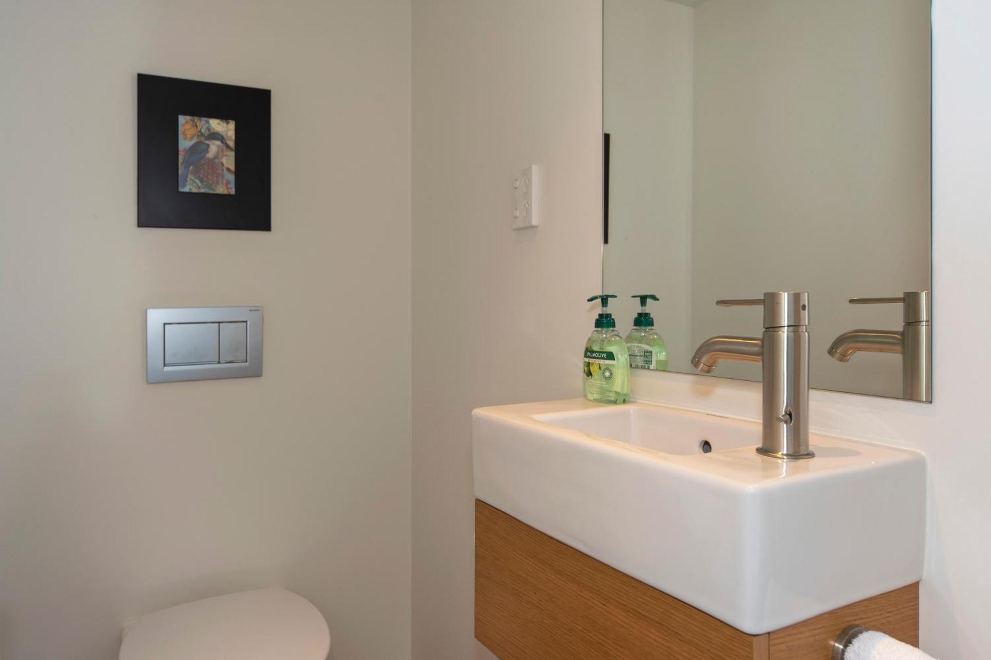 Penthouse 37 - Nelson Waterfront Apartment 외부 사진