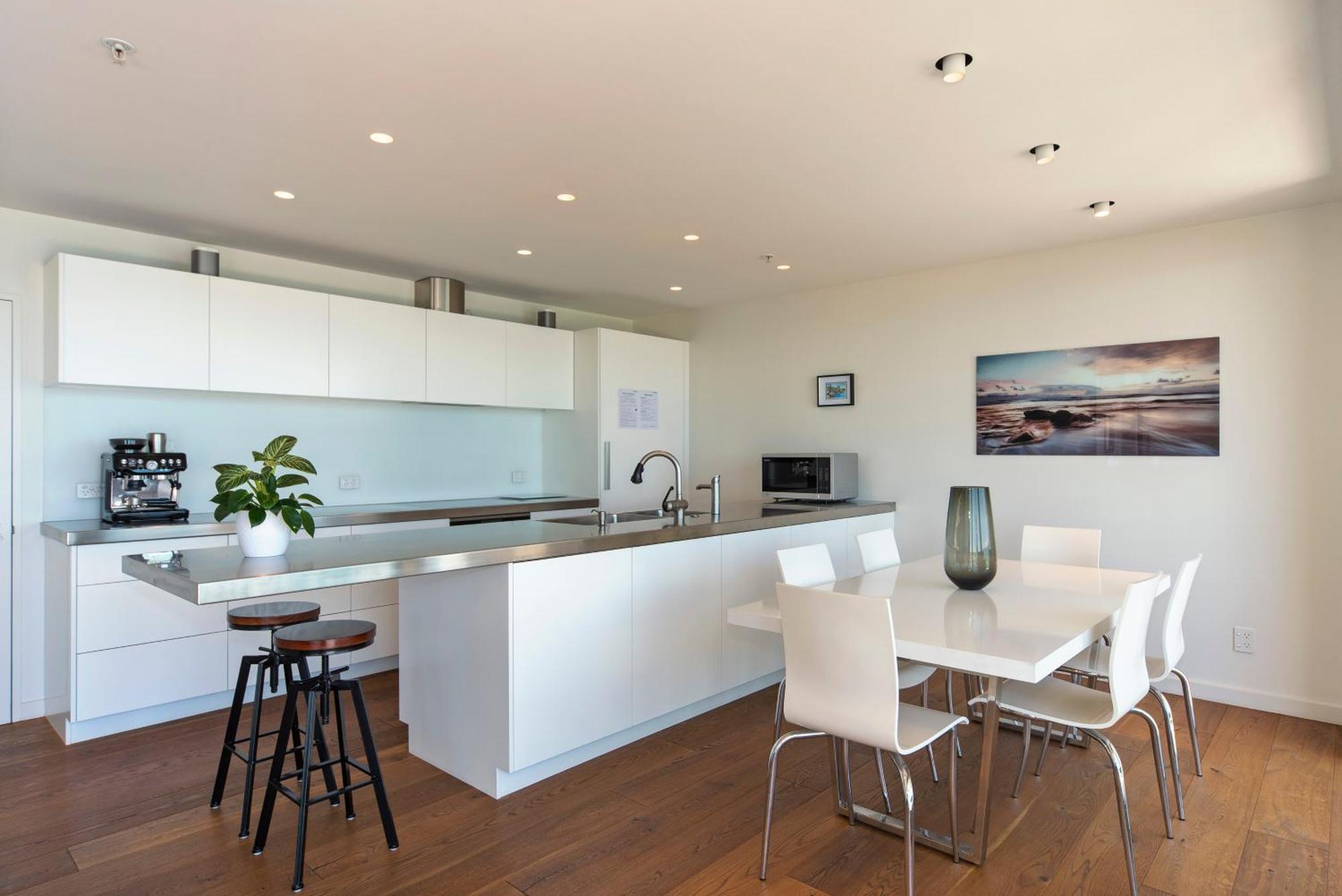 Penthouse 37 - Nelson Waterfront Apartment 외부 사진